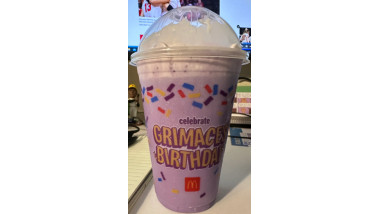 How to make a Grimace shake in Papa's Freezeria